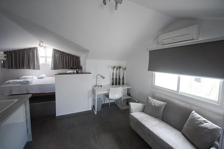 Boutique Apartment "Facing The Sea" Haifa Exterior photo