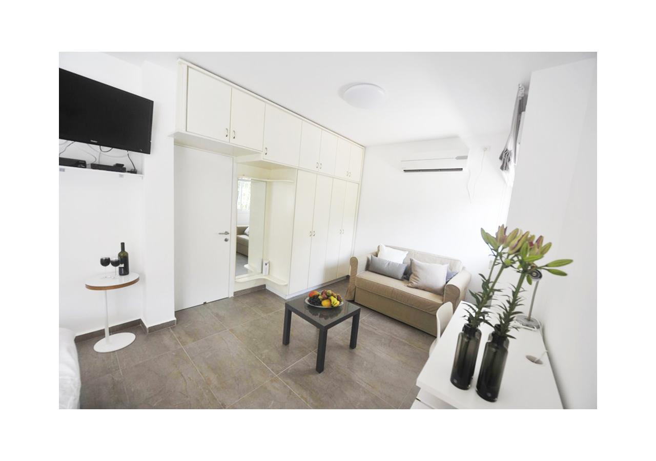 Boutique Apartment "Facing The Sea" Haifa Exterior photo